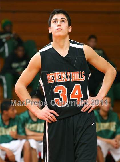 Thumbnail 1 in Beverly Hills vs. Narbonne (Sea Hawk Classic) photogallery.