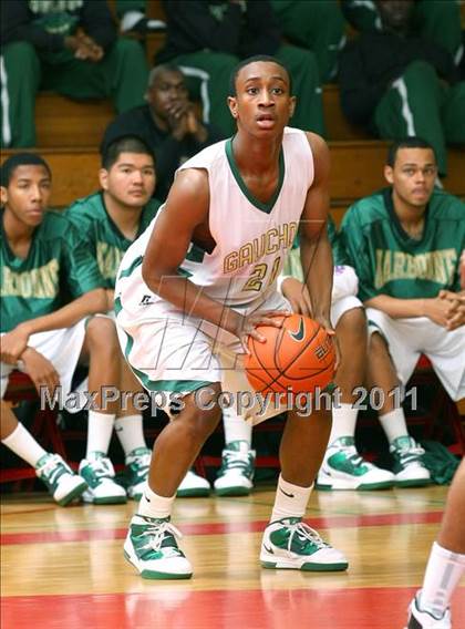 Thumbnail 1 in Beverly Hills vs. Narbonne (Sea Hawk Classic) photogallery.