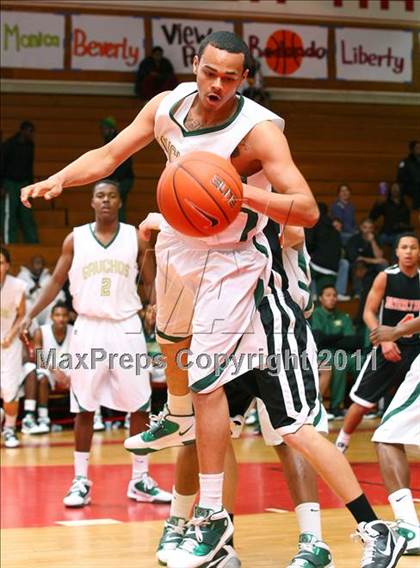 Thumbnail 3 in Beverly Hills vs. Narbonne (Sea Hawk Classic) photogallery.