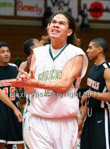 Thumbnail 2 in Beverly Hills vs. Narbonne (Sea Hawk Classic) photogallery.