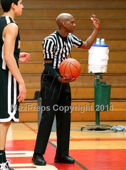 Thumbnail 2 in Beverly Hills vs. Narbonne (Sea Hawk Classic) photogallery.