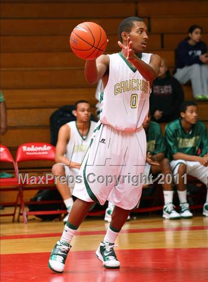 Thumbnail 2 in Beverly Hills vs. Narbonne (Sea Hawk Classic) photogallery.