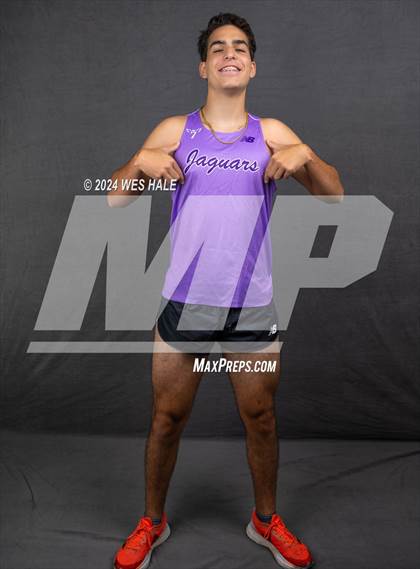 Thumbnail 1 in DeSoto Central (Team and Individual) photogallery.