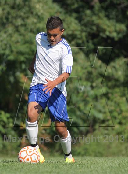 Thumbnail 2 in Allendale vs Saugatuck photogallery.