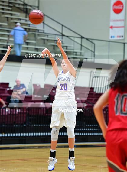 Thumbnail 2 in Lee vs Edinburg (NEISD Invitational) photogallery.