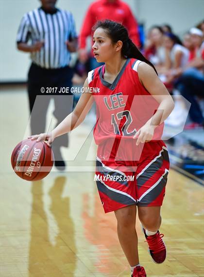 Thumbnail 3 in Lee vs Edinburg (NEISD Invitational) photogallery.
