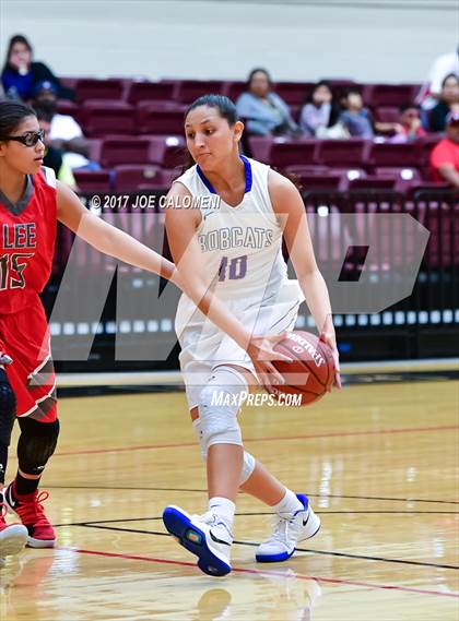 Thumbnail 2 in Lee vs Edinburg (NEISD Invitational) photogallery.