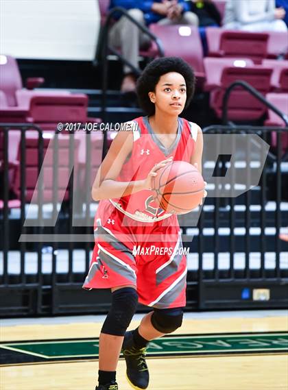 Thumbnail 2 in Lee vs Edinburg (NEISD Invitational) photogallery.