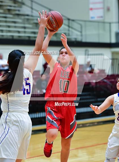 Thumbnail 1 in Lee vs Edinburg (NEISD Invitational) photogallery.