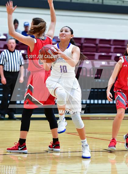 Thumbnail 2 in Lee vs Edinburg (NEISD Invitational) photogallery.