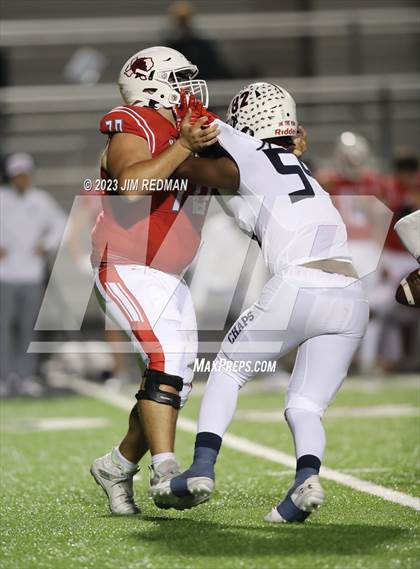 Thumbnail 3 in Aubrey vs. Van (UIL 4A Area Playoff) photogallery.