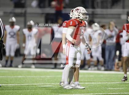 Thumbnail 1 in Aubrey vs. Van (UIL 4A Area Playoff) photogallery.