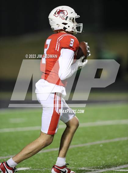 Thumbnail 3 in Aubrey vs. Van (UIL 4A Area Playoff) photogallery.