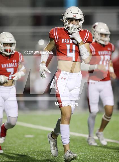 Thumbnail 3 in Aubrey vs. Van (UIL 4A Area Playoff) photogallery.