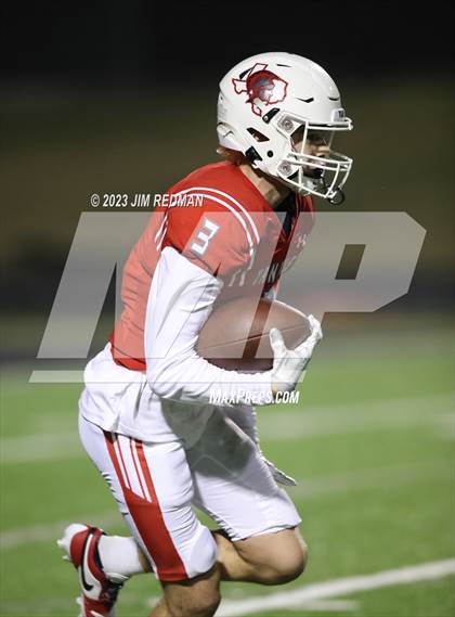 Thumbnail 1 in Aubrey vs. Van (UIL 4A Area Playoff) photogallery.