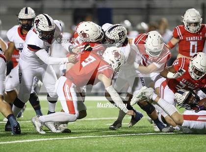 Thumbnail 3 in Aubrey vs. Van (UIL 4A Area Playoff) photogallery.