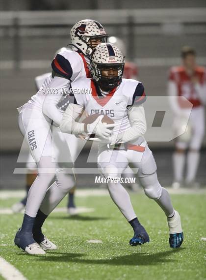 Thumbnail 2 in Aubrey vs. Van (UIL 4A Area Playoff) photogallery.
