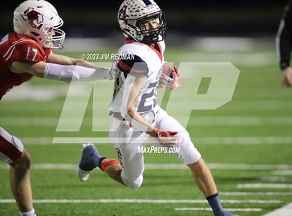 Thumbnail 2 in Aubrey vs. Van (UIL 4A Area Playoff) photogallery.