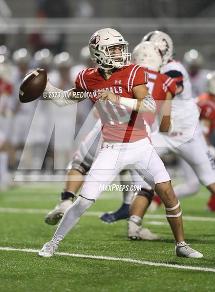 Thumbnail 2 in Aubrey vs. Van (UIL 4A Area Playoff) photogallery.