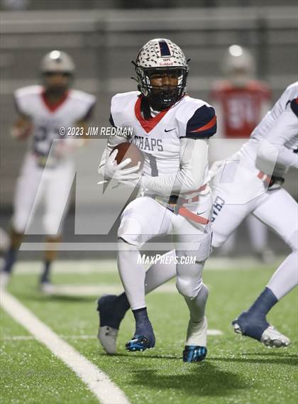 Thumbnail 3 in Aubrey vs. Van (UIL 4A Area Playoff) photogallery.