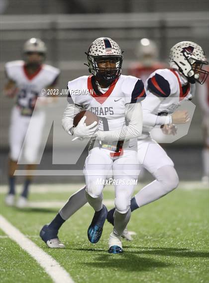 Thumbnail 1 in Aubrey vs. Van (UIL 4A Area Playoff) photogallery.