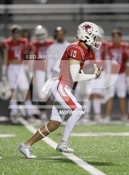 Thumbnail 1 in Aubrey vs. Van (UIL 4A Area Playoff) photogallery.