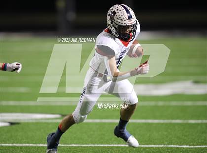 Thumbnail 3 in Aubrey vs. Van (UIL 4A Area Playoff) photogallery.