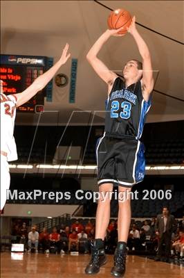 Thumbnail 1 in Villa Park vs Mission Viejo (Nike Extravaganza) photogallery.