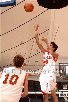 Thumbnail 2 in Villa Park vs Mission Viejo (Nike Extravaganza) photogallery.