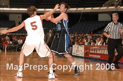 Thumbnail 1 in Villa Park vs Mission Viejo (Nike Extravaganza) photogallery.
