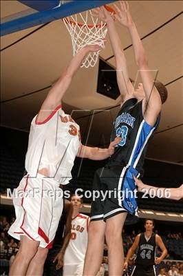 Thumbnail 2 in Villa Park vs Mission Viejo (Nike Extravaganza) photogallery.