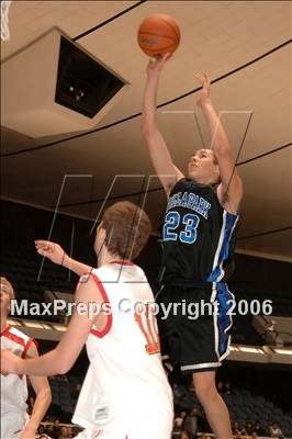 Thumbnail 1 in Villa Park vs Mission Viejo (Nike Extravaganza) photogallery.