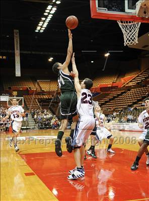 Thumbnail 3 in San Joaquin Memorial vs. Garces (CIF CS D4 Final) photogallery.