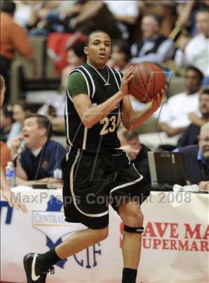 Thumbnail 1 in San Joaquin Memorial vs. Garces (CIF CS D4 Final) photogallery.