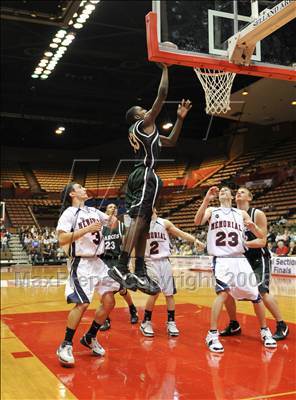 Thumbnail 2 in San Joaquin Memorial vs. Garces (CIF CS D4 Final) photogallery.