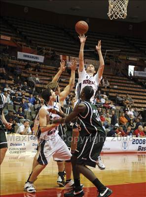Thumbnail 1 in San Joaquin Memorial vs. Garces (CIF CS D4 Final) photogallery.