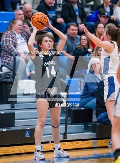 Thumbnail 3 in Ledford @ Oak Grove photogallery.