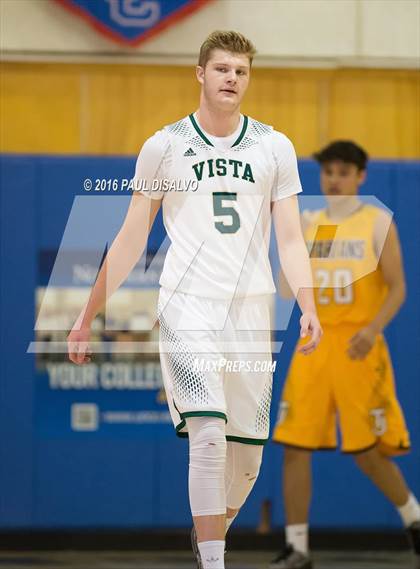 Thumbnail 2 in Thomas Jefferson vs. Mountain Vista photogallery.