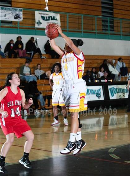 Thumbnail 2 in Palos Verdes vs. Berkeley (West Coast Jamboree) photogallery.