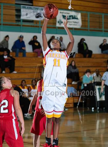 Thumbnail 3 in Palos Verdes vs. Berkeley (West Coast Jamboree) photogallery.