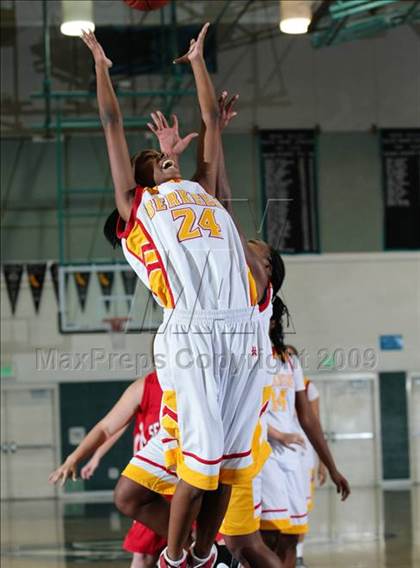 Thumbnail 2 in Palos Verdes vs. Berkeley (West Coast Jamboree) photogallery.