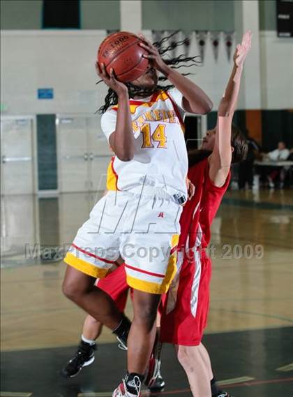 Thumbnail 2 in Palos Verdes vs. Berkeley (West Coast Jamboree) photogallery.