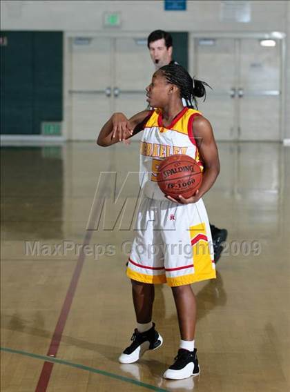 Thumbnail 3 in Palos Verdes vs. Berkeley (West Coast Jamboree) photogallery.