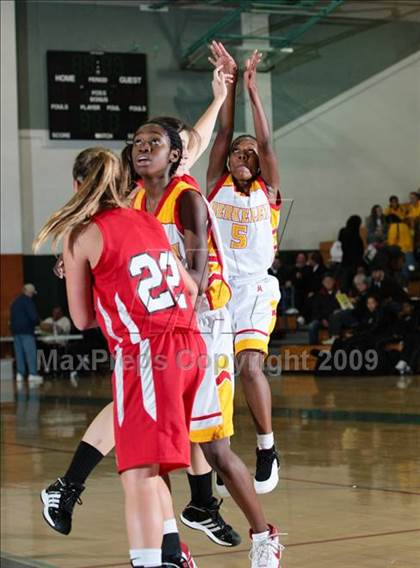 Thumbnail 1 in Palos Verdes vs. Berkeley (West Coast Jamboree) photogallery.