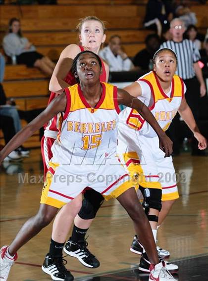 Thumbnail 3 in Palos Verdes vs. Berkeley (West Coast Jamboree) photogallery.