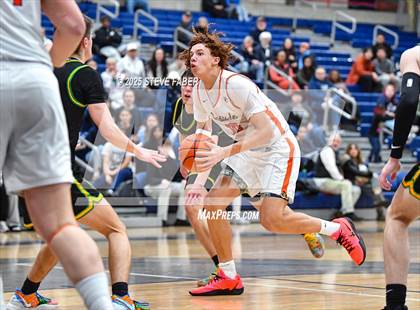 Thumbnail 2 in Bishop Blanchet @ Eastside Catholic photogallery.