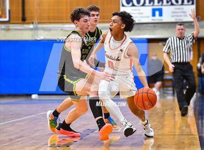 Thumbnail 2 in Bishop Blanchet @ Eastside Catholic photogallery.