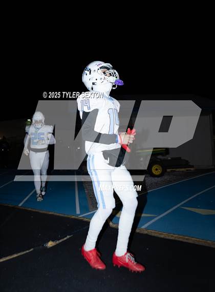 Thumbnail 1 in Mica Mountain @ Snowflake (AIA 4A Quarterfinal) photogallery.