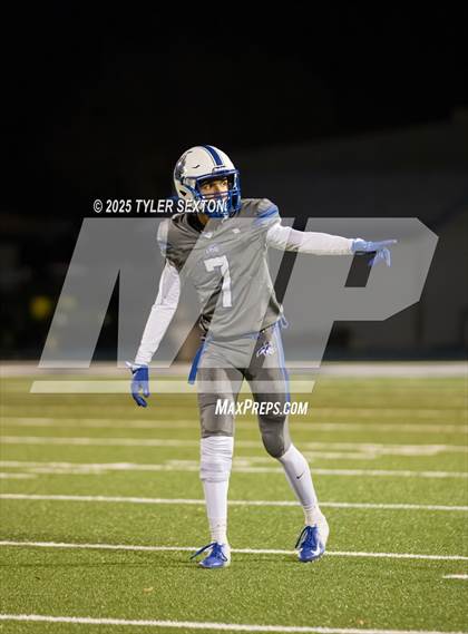 Thumbnail 1 in Mica Mountain @ Snowflake (AIA 4A Quarterfinal) photogallery.