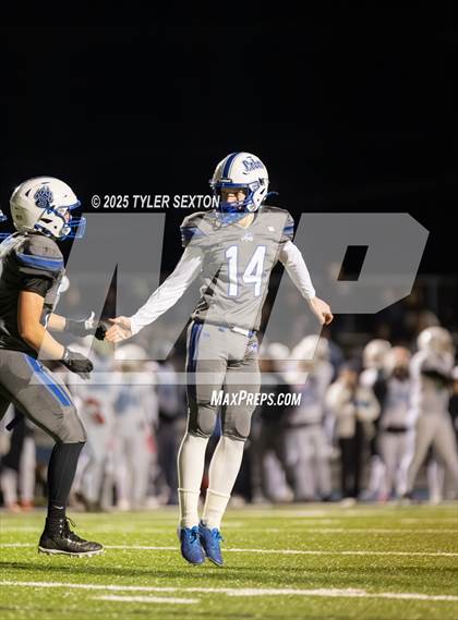 Thumbnail 2 in Mica Mountain @ Snowflake (AIA 4A Quarterfinal) photogallery.